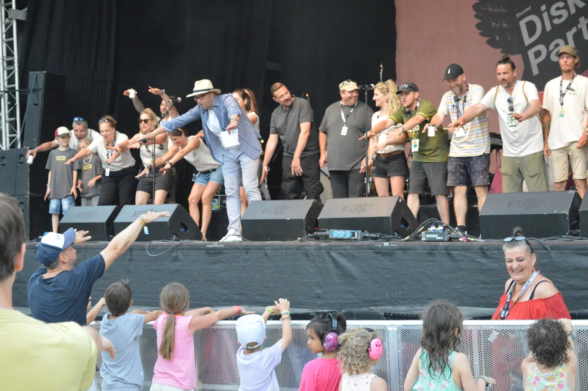 Familien am Reggae-Festival Reeds.